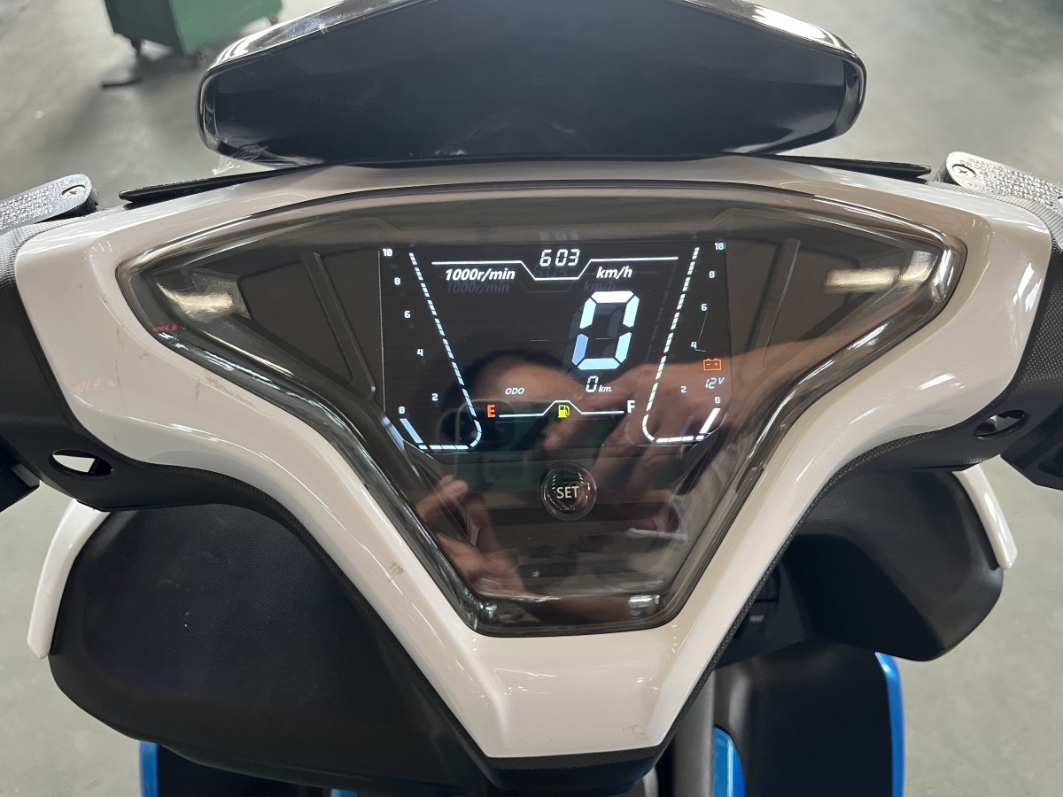 RadRover Electric Fat Bike Version 5key feature 1